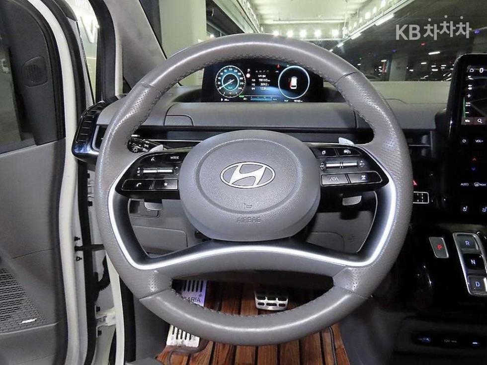 Hyundai Staria — miniaturë 8