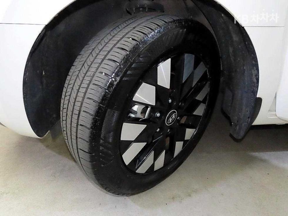 Hyundai Staria — miniaturë 20