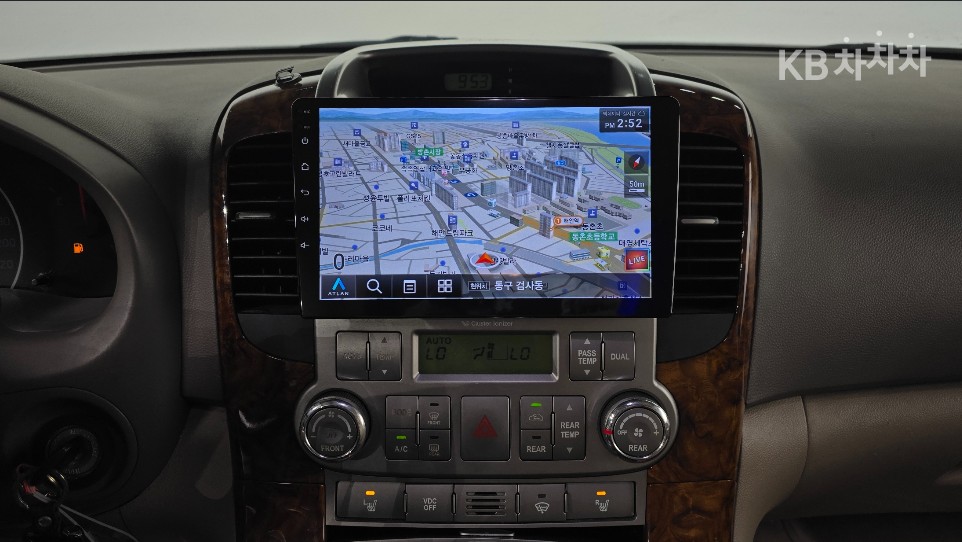 Kia Carnival — miniaturë 15