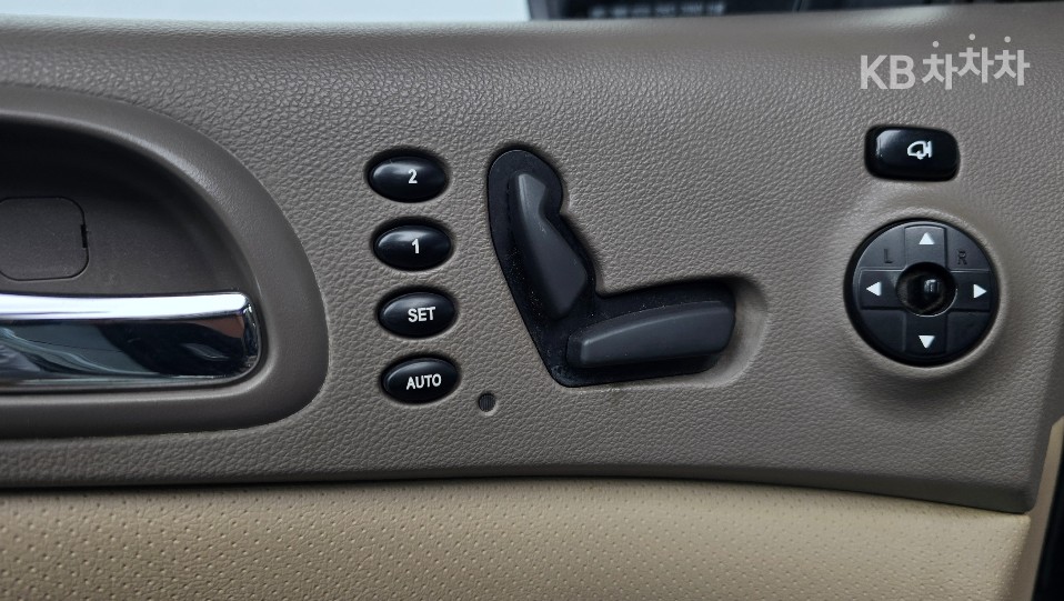 Kia Carnival — miniaturë 19
