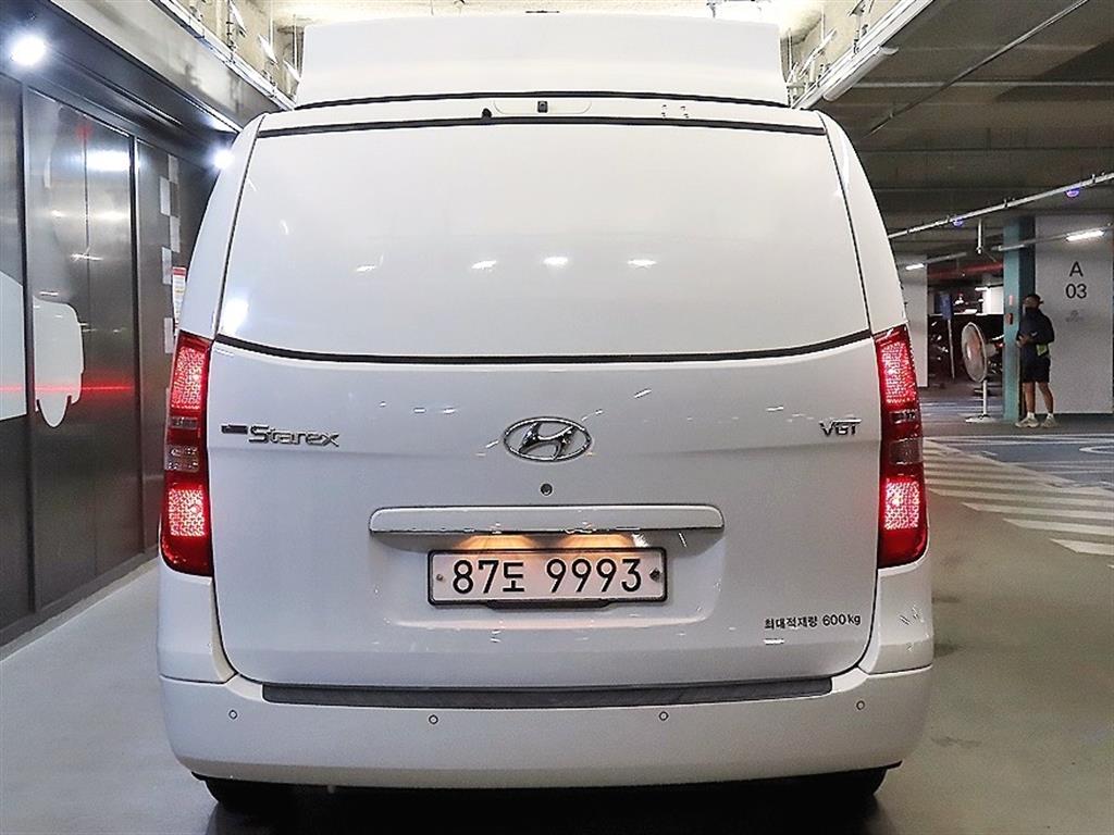 Hyundai Starex — miniaturë 5