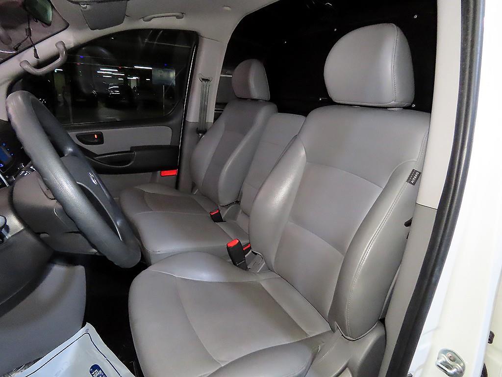 Hyundai Starex — miniaturë 7