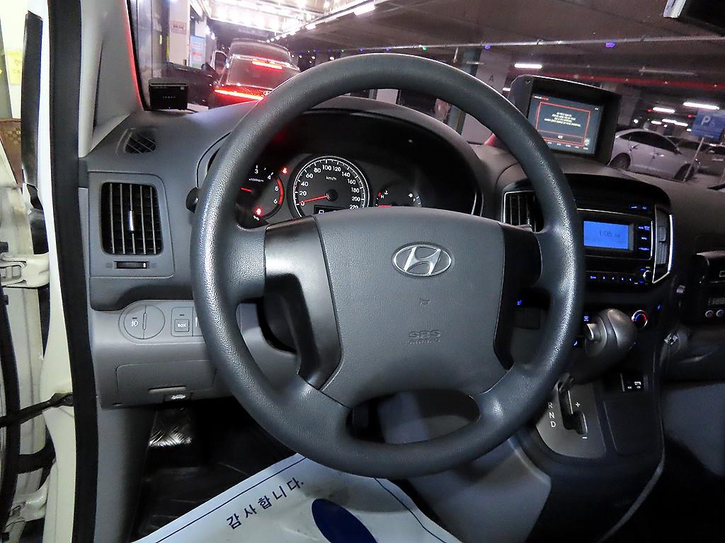 Hyundai Starex — miniaturë 8