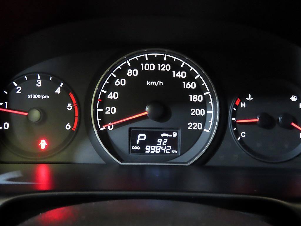 Hyundai Starex — miniaturë 9