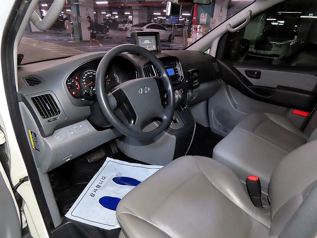 Hyundai Starex — miniaturë 10