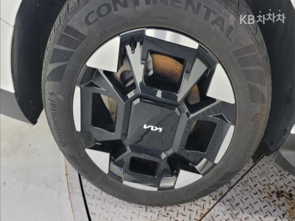 Kia Carnival — miniaturë 19