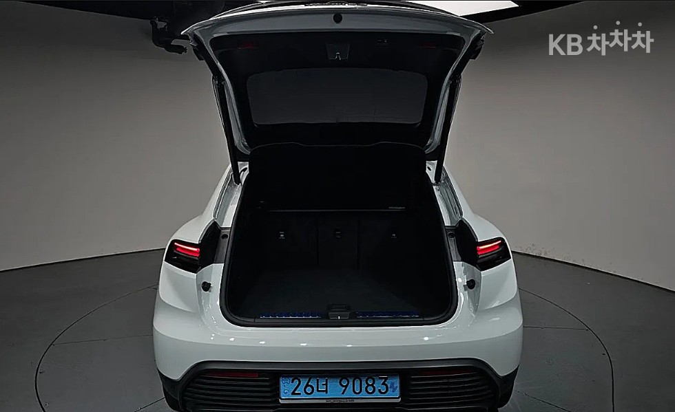 Porsche Macan — miniaturë 5