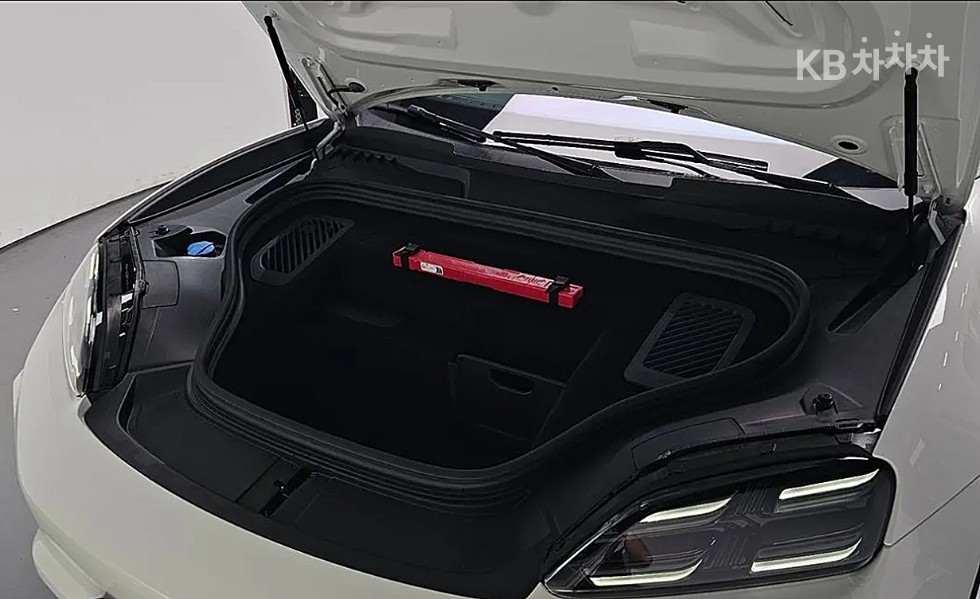 Porsche Macan — miniaturë 7
