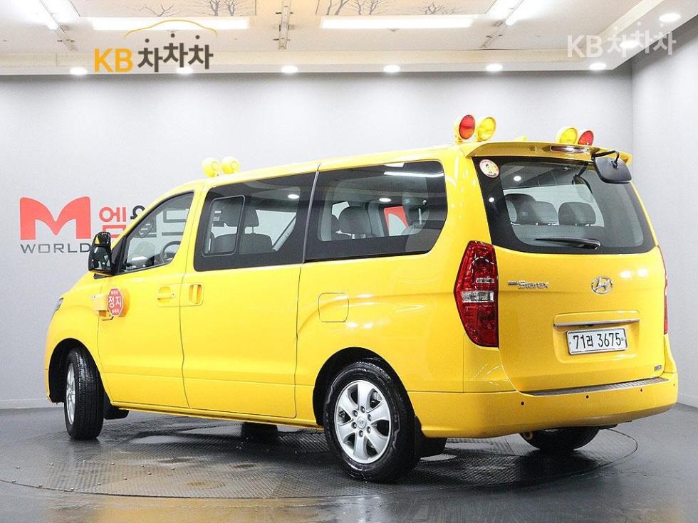 Hyundai Starex — miniaturë 4