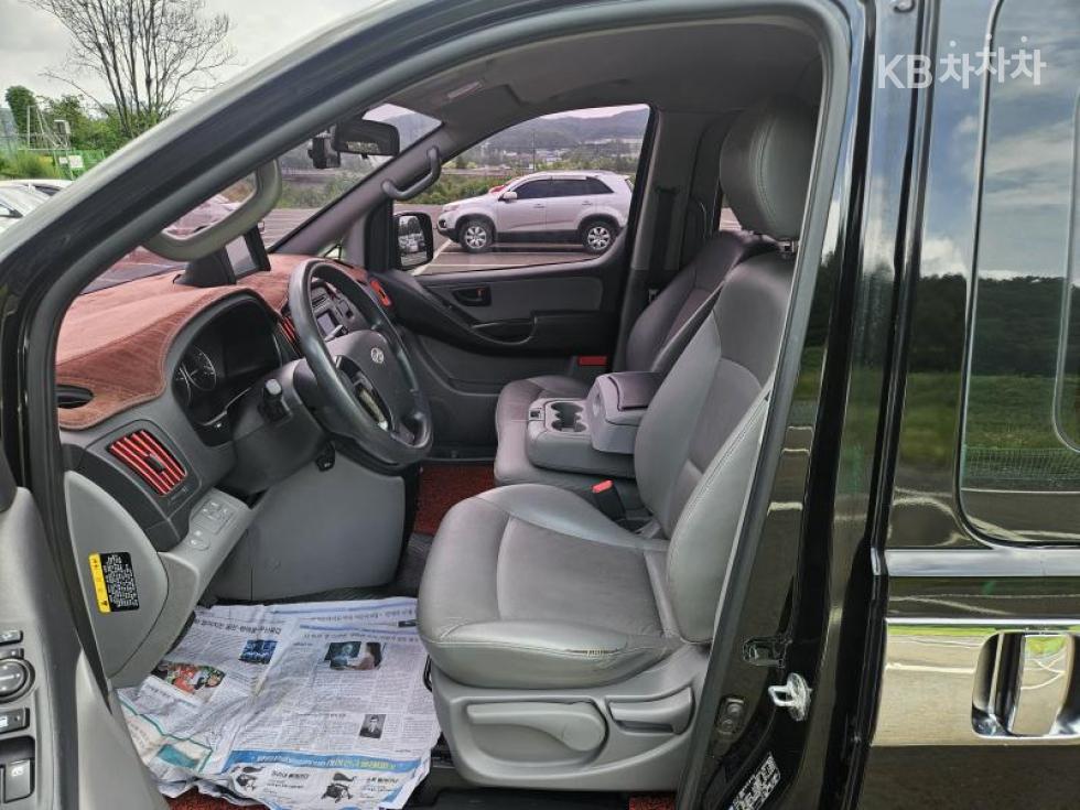 Hyundai Starex — miniaturë 9