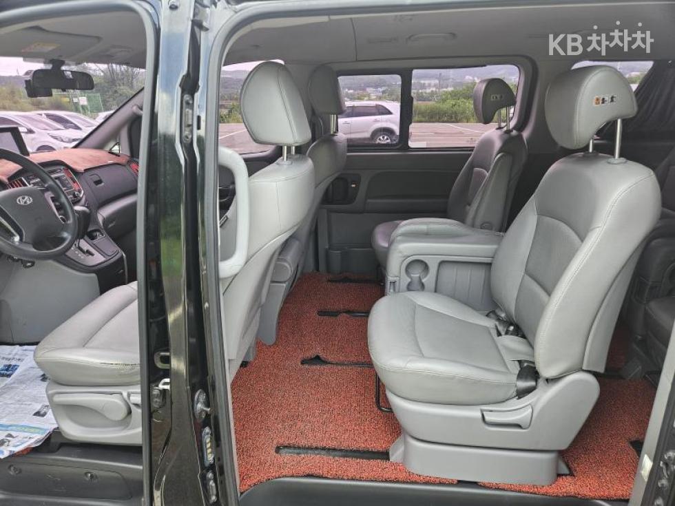 Hyundai Starex — miniaturë 10