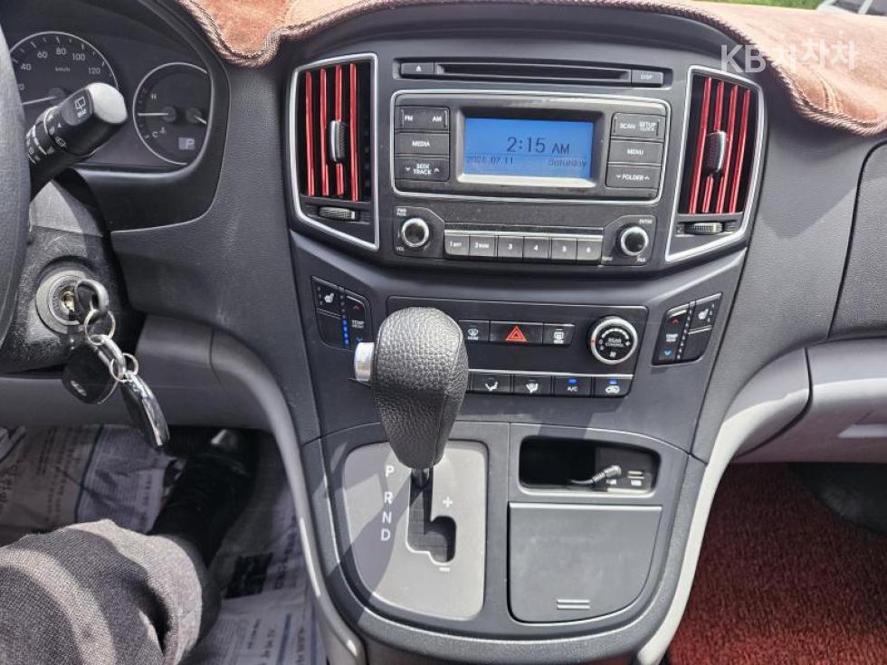 Hyundai Starex — miniaturë 18