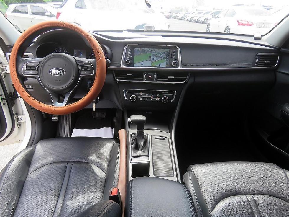 Kia K5 — miniaturë 7