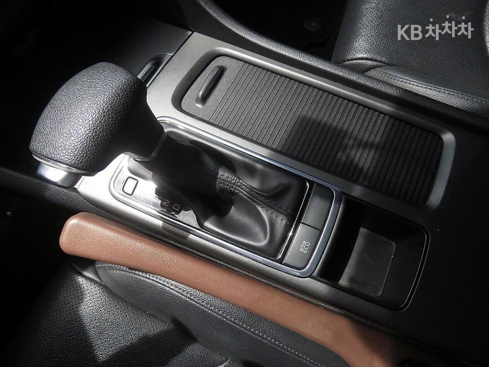 Kia K5 — miniaturë 18