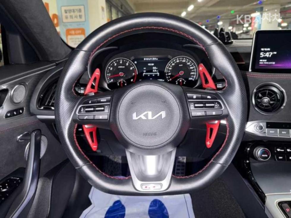 2022 Kia Used Car photo