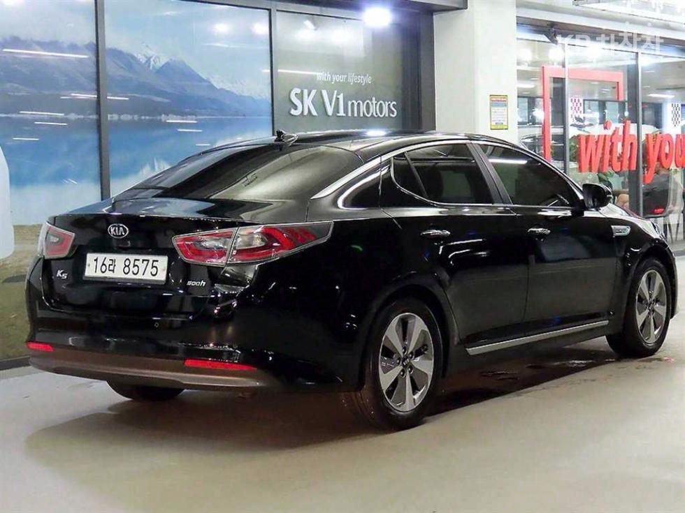 Kia K5 — miniaturë 4