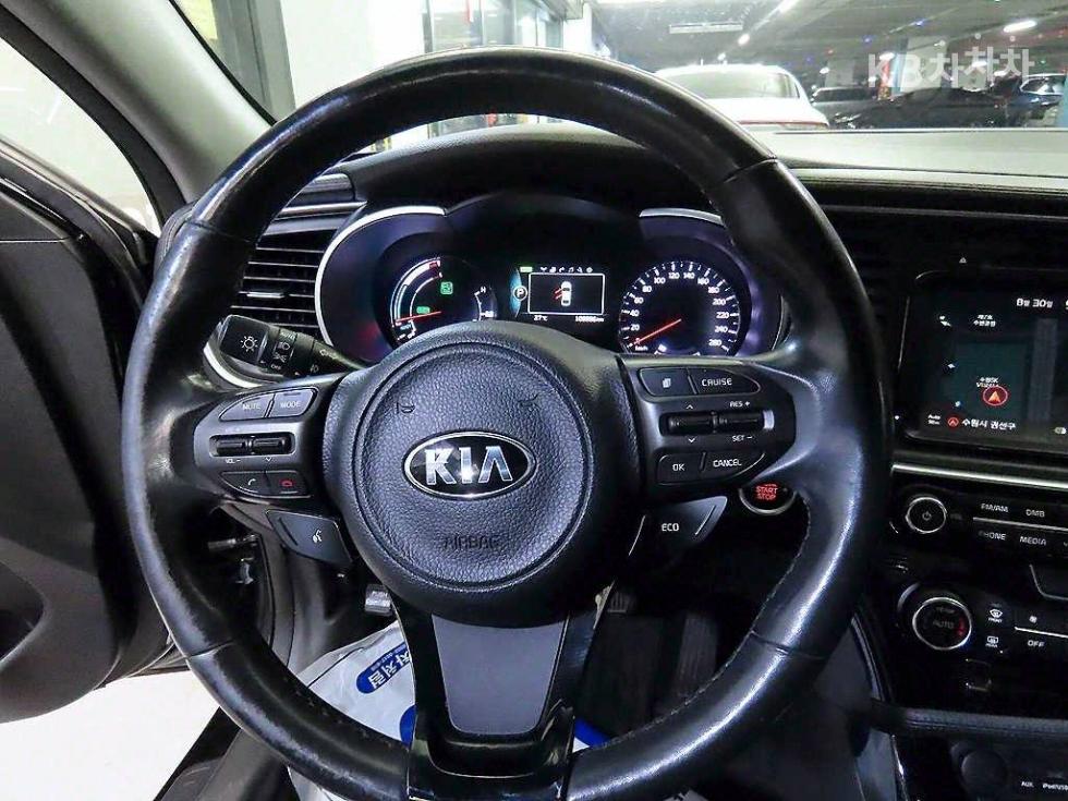 Kia K5 — miniaturë 8