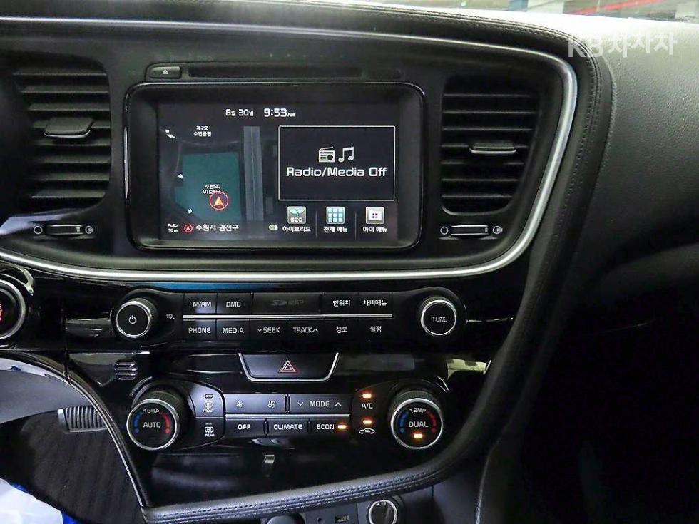 Kia K5 — miniaturë 11