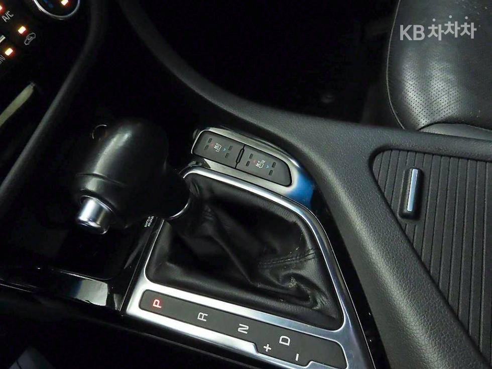 Kia K5 — miniaturë 12
