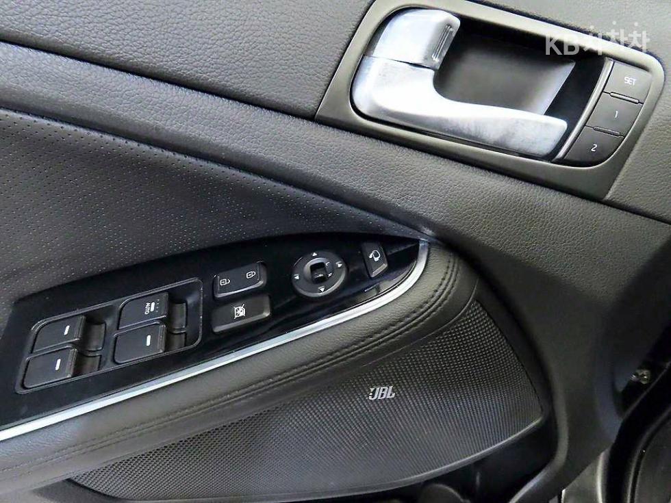 Kia K5 — miniaturë 15