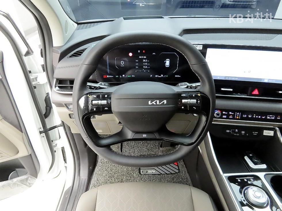 Kia Carnival — miniaturë 6