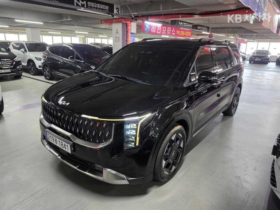 Kia Carnival, 2024, фотография 3