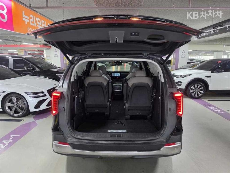 Kia Carnival, 2024, фотография 5