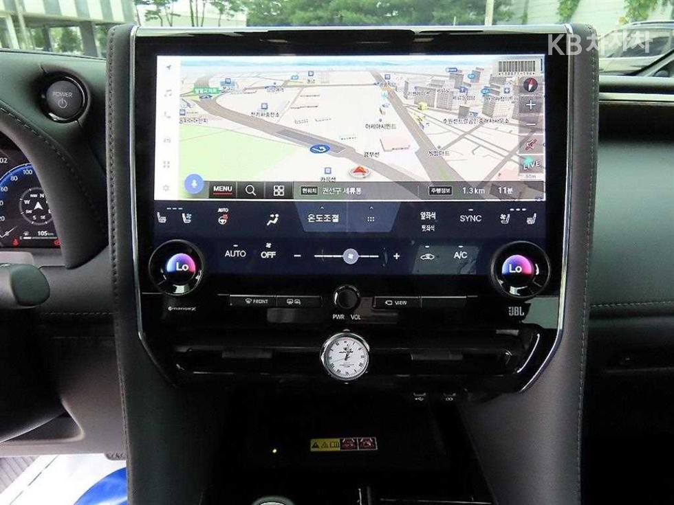 Toyota Alphard — miniaturë 12