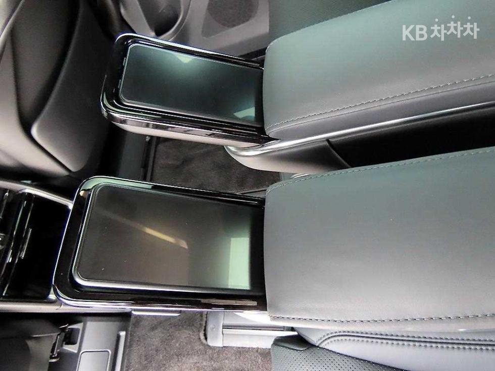 Toyota Alphard — miniaturë 15