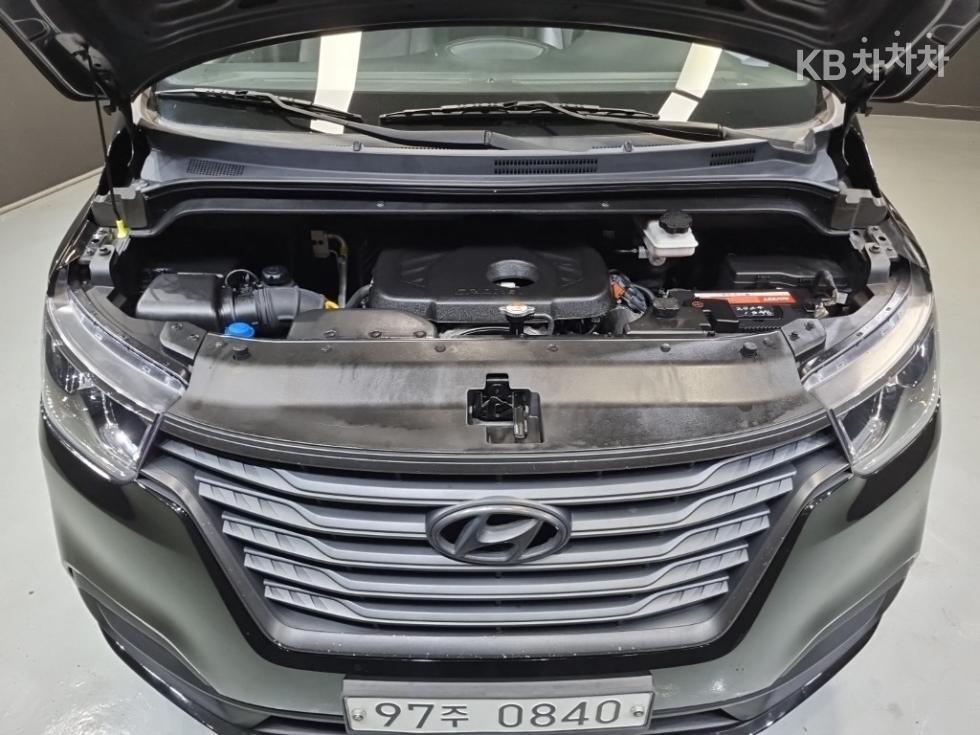Hyundai Starex — miniaturë 8