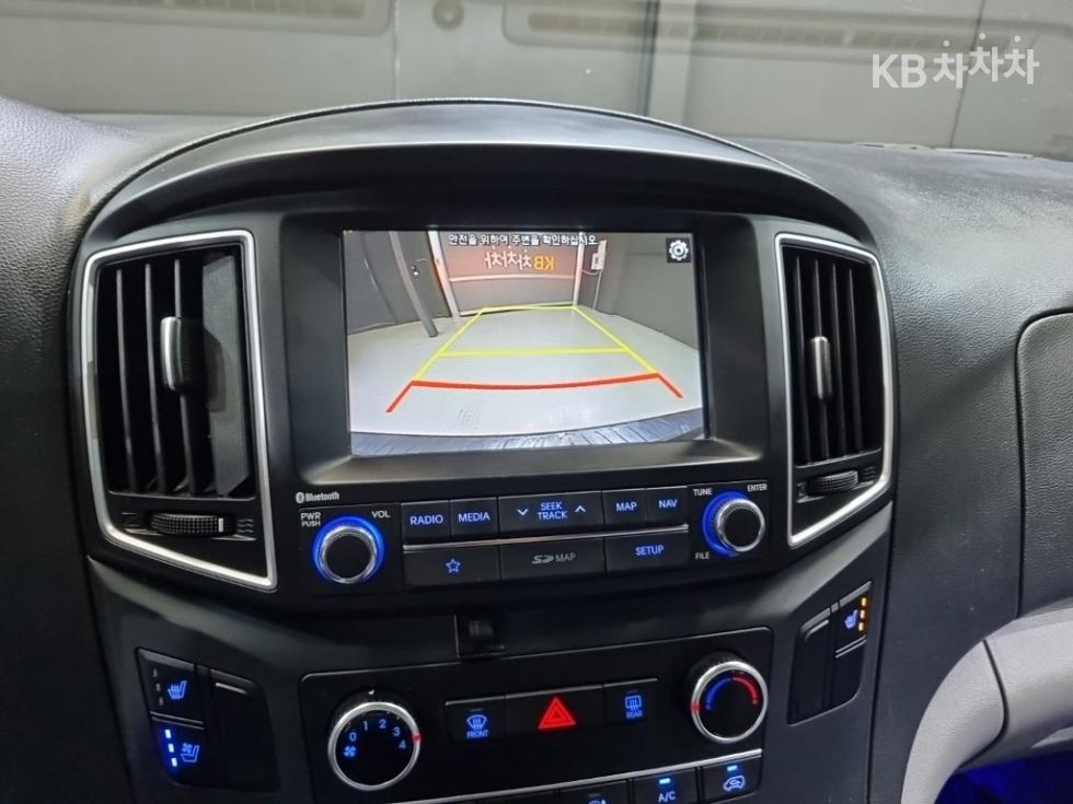 Hyundai Starex — miniaturë 13