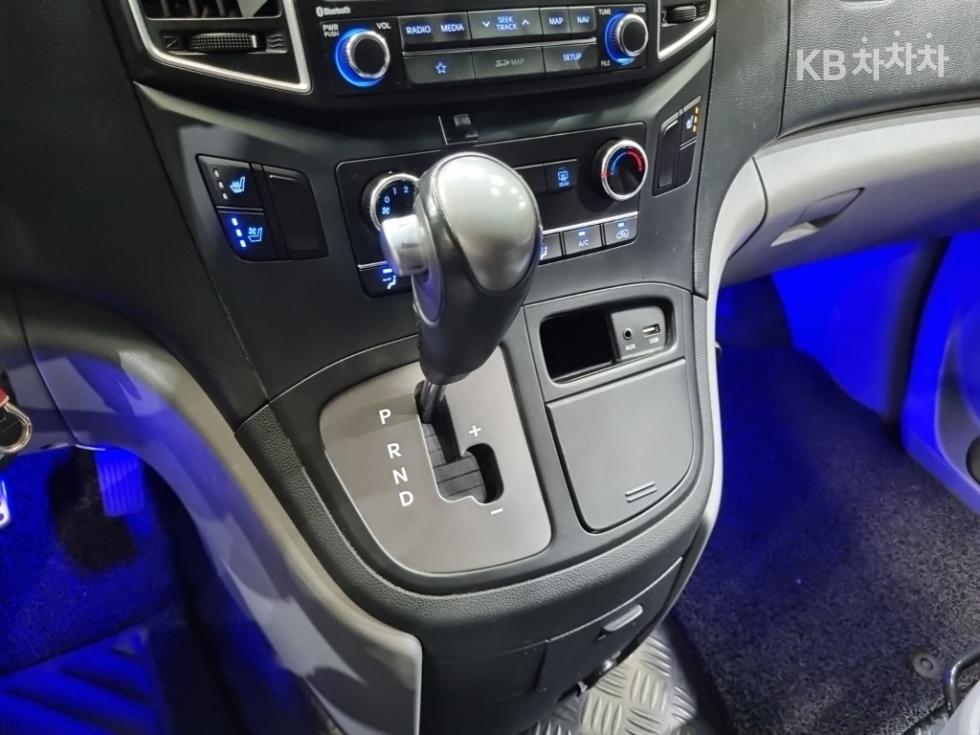 Hyundai Starex — miniaturë 14