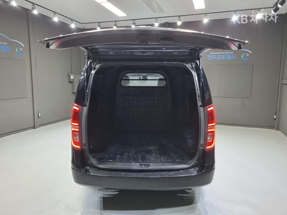 Hyundai Starex — miniaturë 22