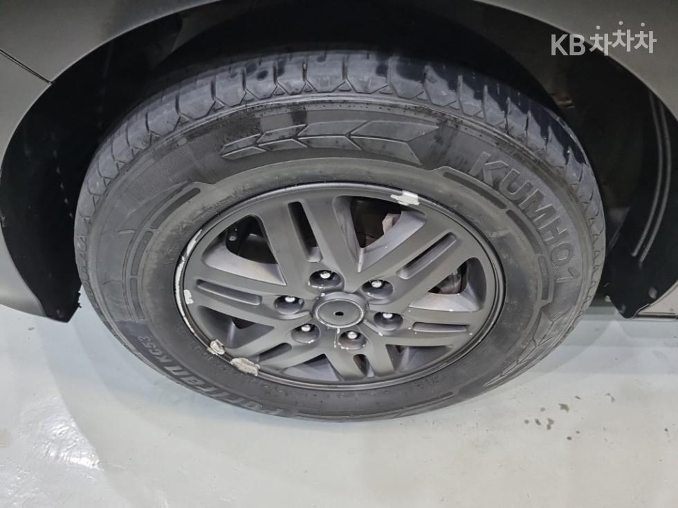 Hyundai Starex — miniaturë 24