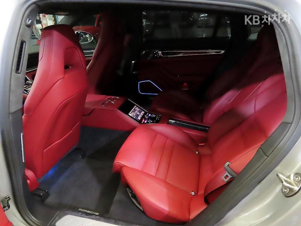 Porsche Panamera — miniaturë 7