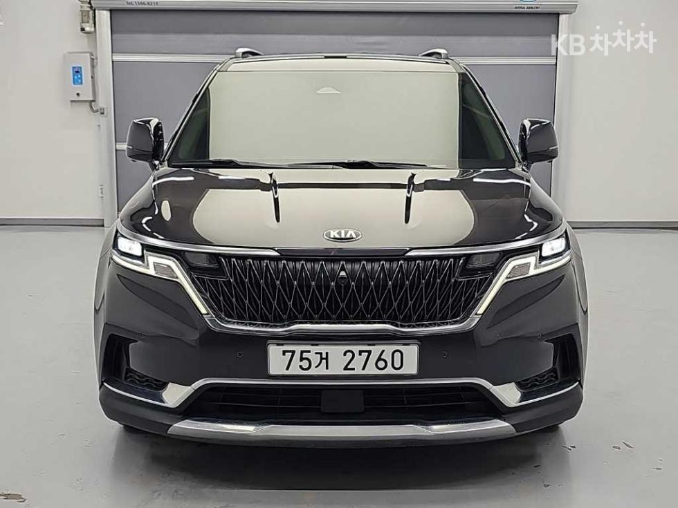 Kia Carnival — miniaturë 2