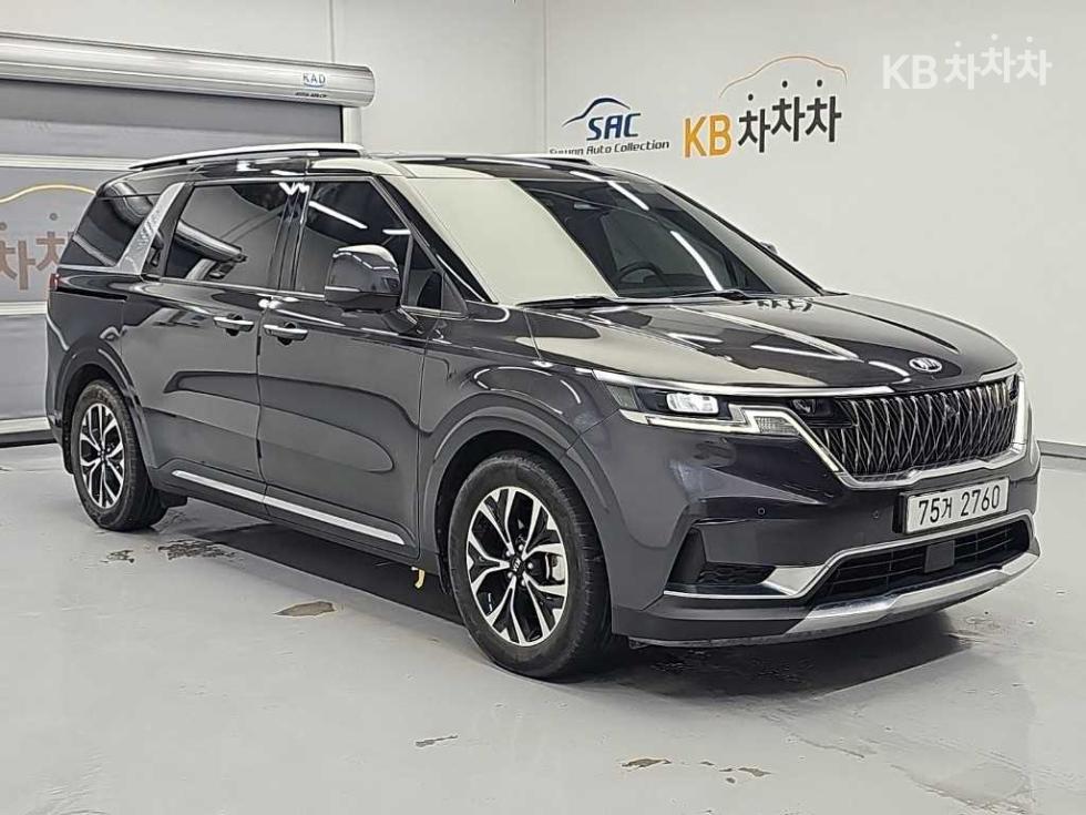 Kia Carnival — miniaturë 4
