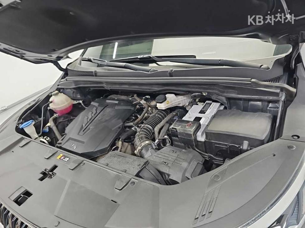 Kia Carnival — miniaturë 5