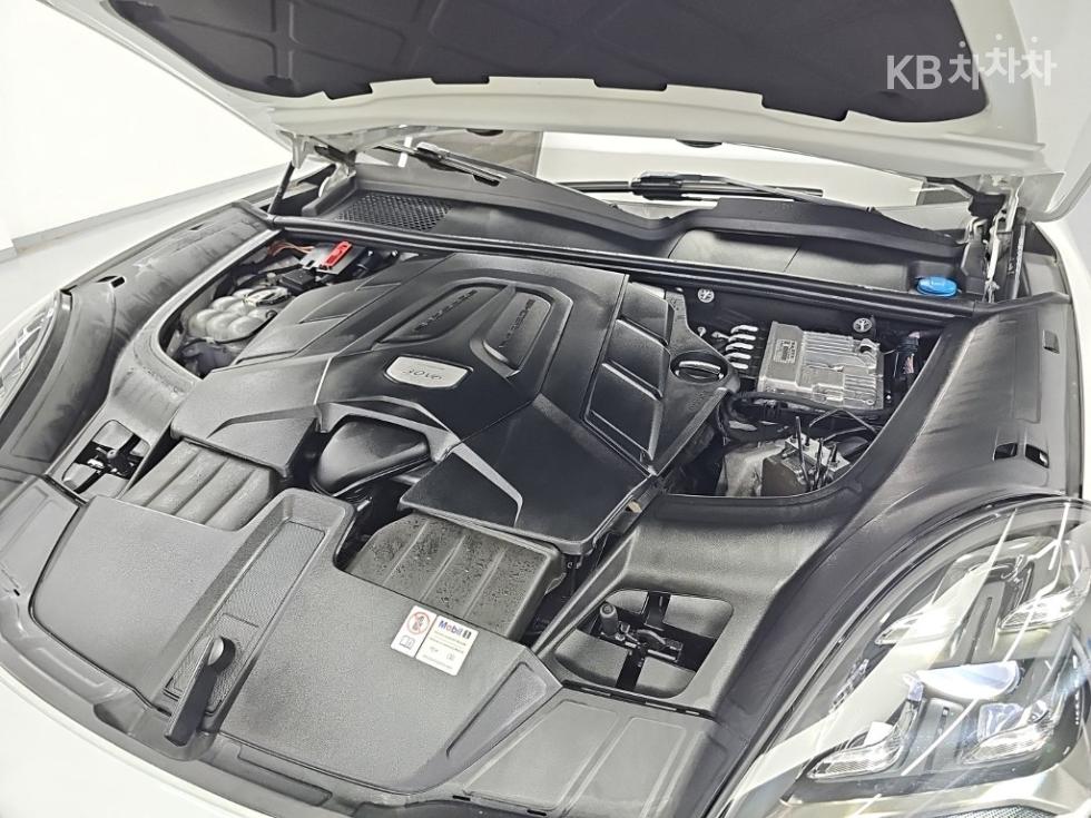 Porsche Cayenne — miniaturë 5