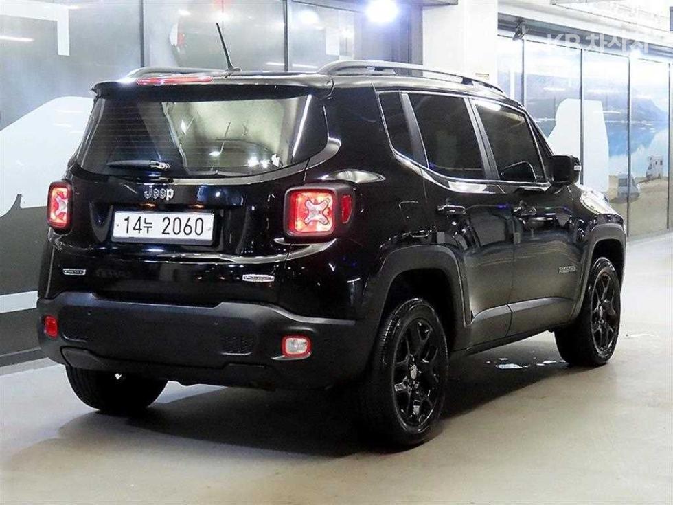 Jeep Renegade, 2016, фотография 4