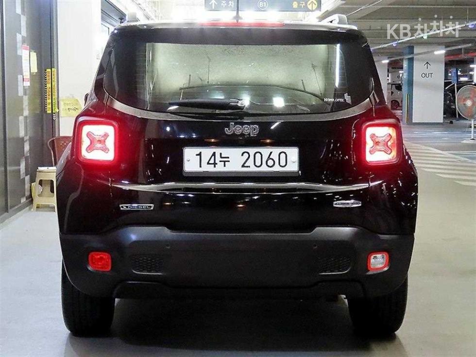 Jeep Renegade, 2016, фотография 5