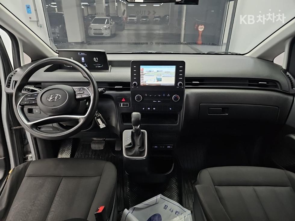 Hyundai Staria — miniaturë 7