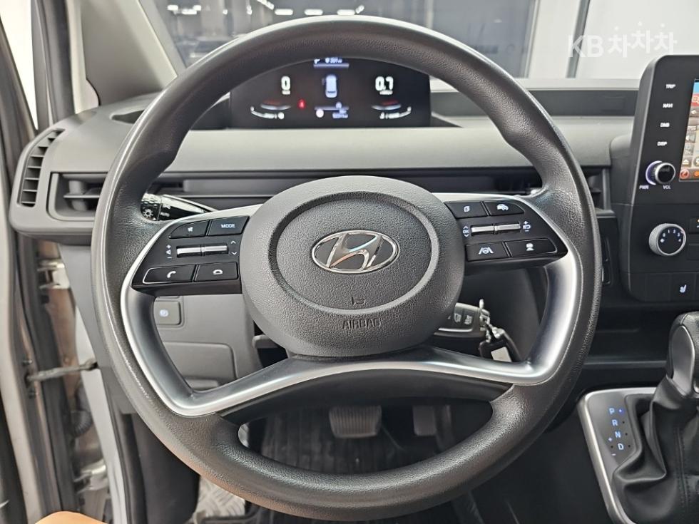 Hyundai Staria — miniaturë 9