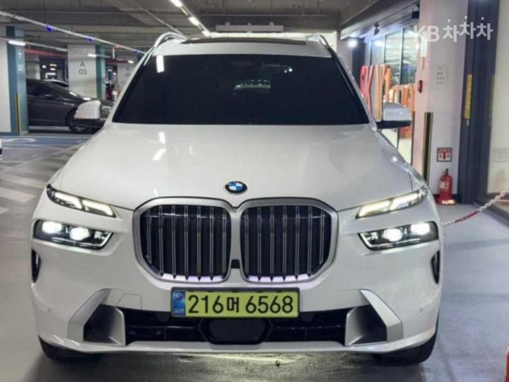 BMW X7 xdrive 40i m sport — foto 1