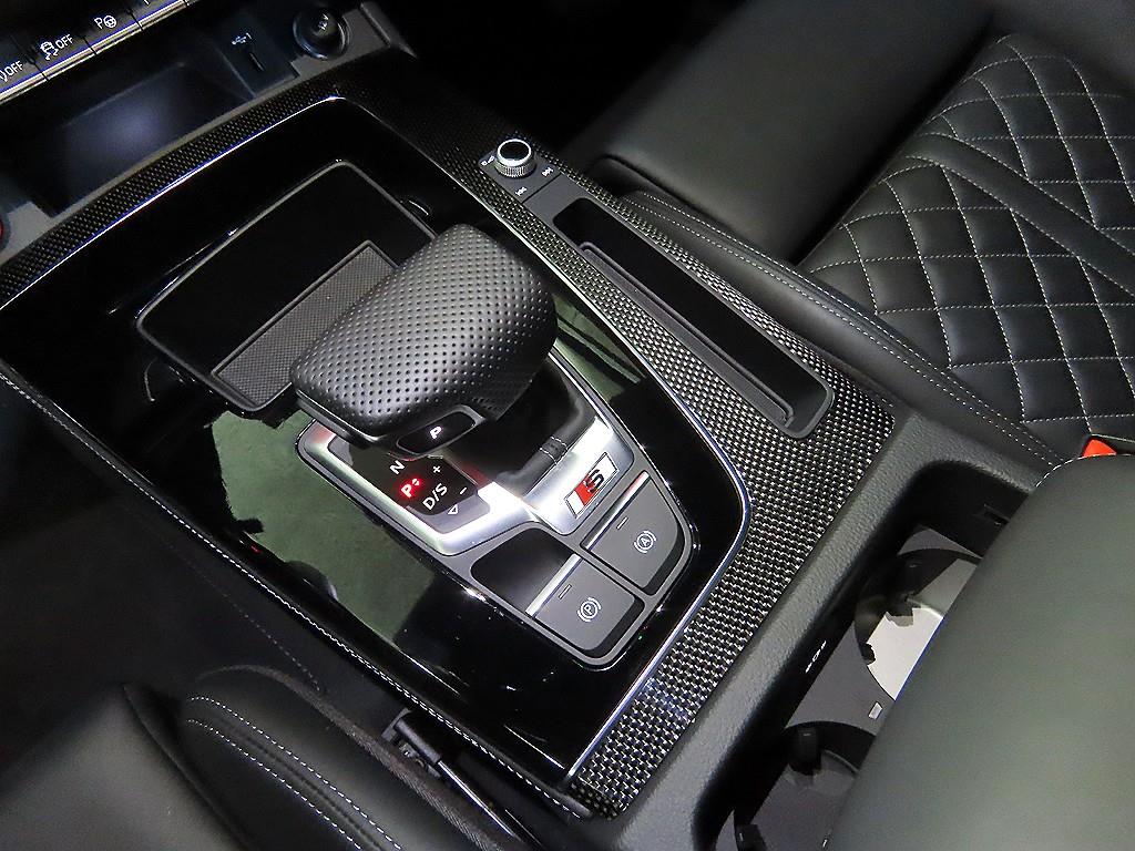 Audi SQ5, 2022, фотография 12