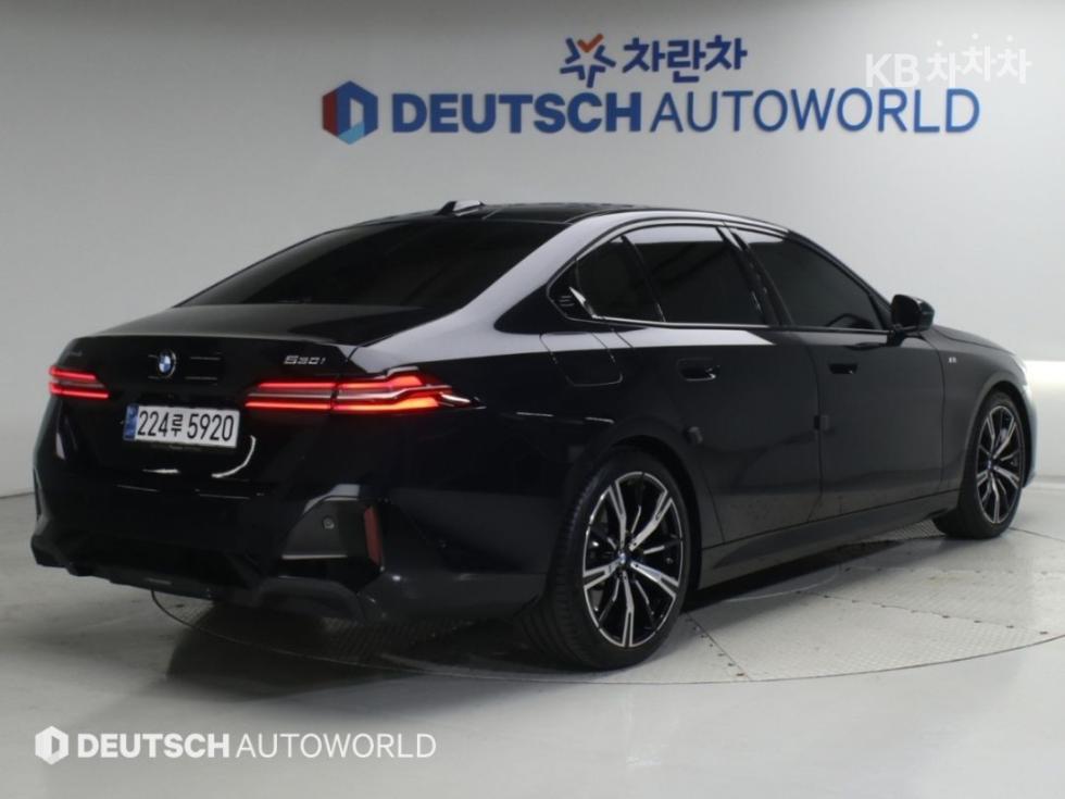 BMW 5er — miniaturë 2