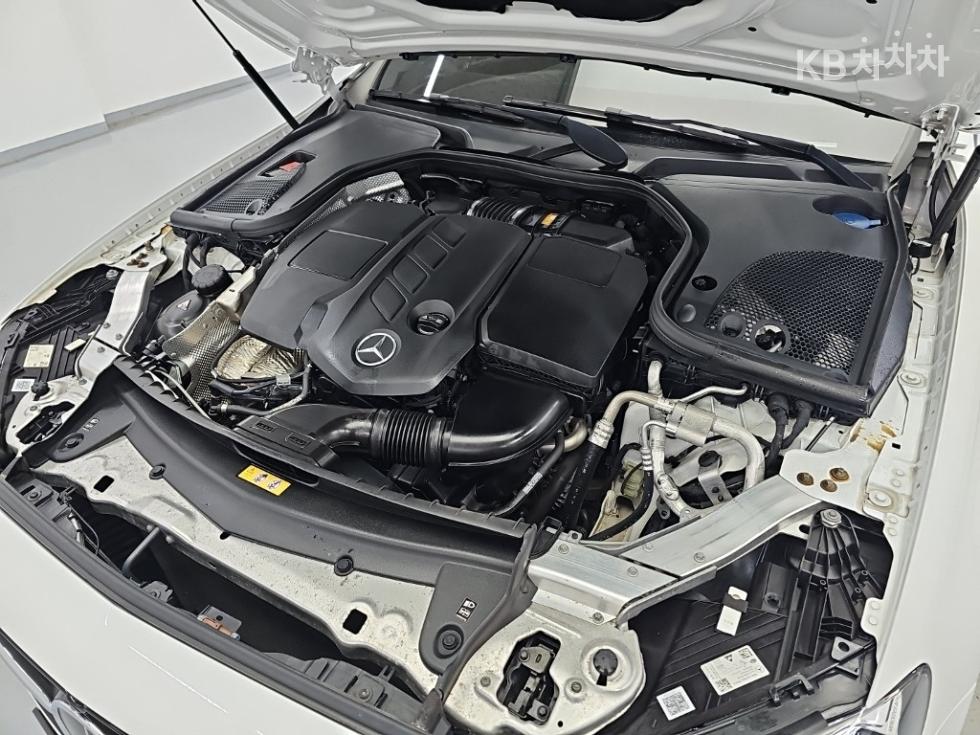 Mercedes-Benz E-klasse, 2021, фотография 5