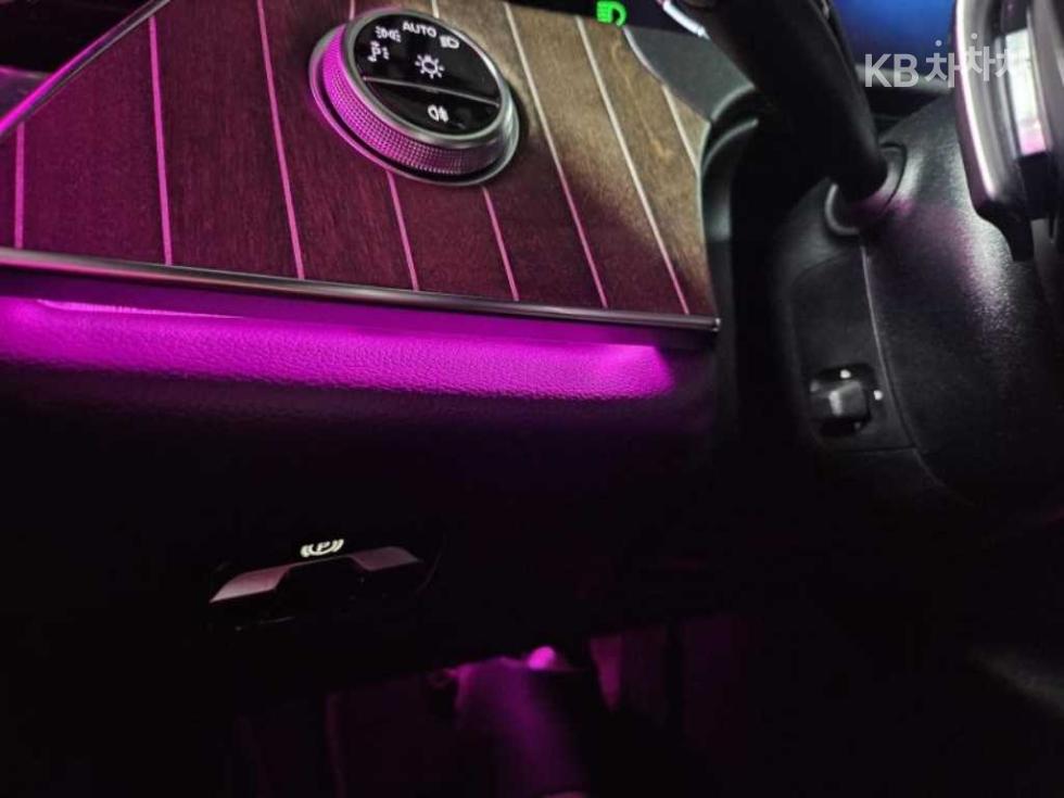 Mercedes-Benz E-klasse, 2024, фотография 10