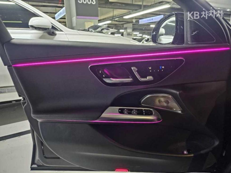 Mercedes-Benz E-klasse, 2024, фотография 12