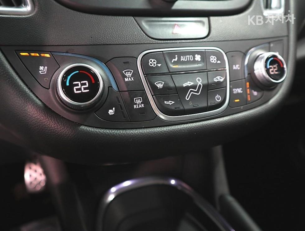 Chevrolet Malibu — miniaturë 12